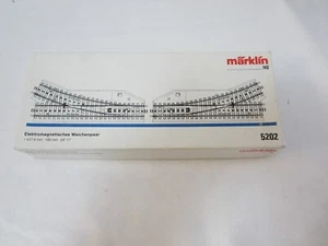 Marklin 5202 HO M Track Electric Turnout (Pair) - Picture 1 of 14