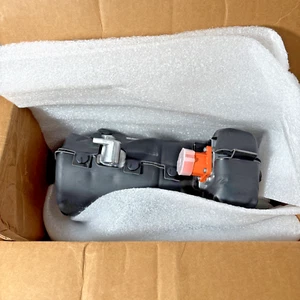 NEW Genuine 20-24 TESLA MODEL Y AC AIR COMPRESSOR PUMP / COVER 1501256-98-M  OEM - Picture 1 of 6