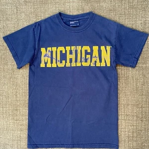 University of Michigan T Shirt Mens Size Small Blue Yellow Cotton College y2k - Picture 1 of 8