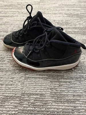 Jordan 11 Retro Bred Zapatos Juveniles Talla 10C Charol 378040-061 Niños - Imagen 1 de 4