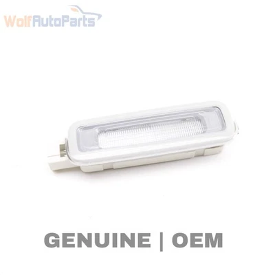 2019-2024 AUDI A8 QUATTRO - Front DOME / Reading Light 4M0947105 - Image 1 of 4