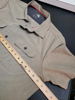 Camisa de viaje Zeroxposur para hombre serie XL S/S con botones bronceado campamento  Foto 1 de 4