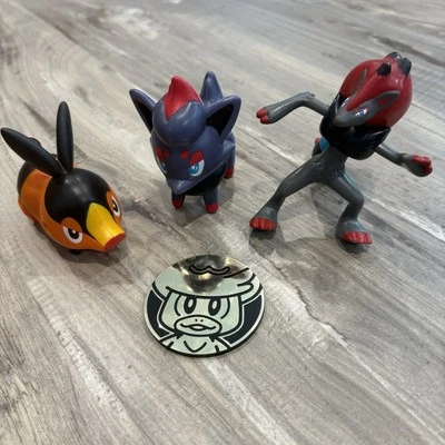 4 Piece Pokémon Figure Bundle 2011 McDonald’s Collector Zoroark Tepig Zorua - Image 1 of 4