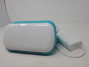 Cricut Joy JCTR101 Smart Schneidemaschine - Bluetooth Bastelwerkzeug mit Netzkabel - Bild 1 von 3