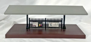 MTH Rail King O scale Train Trackside Lighted Passenger Station Platform - Picture 1 of 10