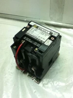 Contactor Square D 8502-SBO5-V02 Foto 1 de 4