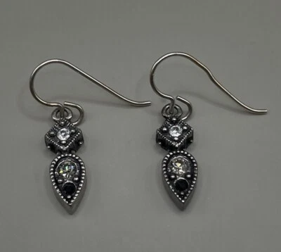 "Pendientes para mujer Patricia Locke perforados enchapados en plata cristales facetados 1,25""" Foto 1 de 4