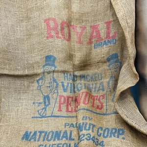 De colección Royal Bland Virginia Cacahuetes Arpillera Saco de Alimentación Saco de Grano Mr. Peanut Art - Imagen 1 de 8