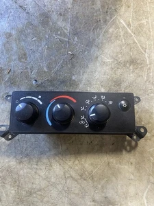 ✅2005-2009 Dodge Dakota/Ram 1500 3500 A/C Heater Climate Control P55057078AB OEM - Picture 1 of 2