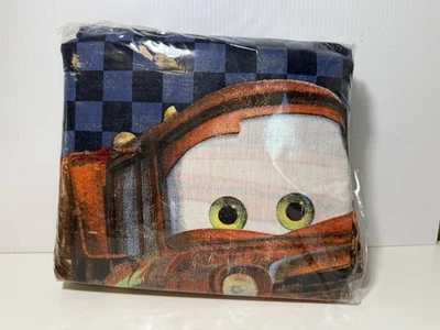 Y2K Disney Cars Lightning McQueen Tow Mater Juego Doble Funda de Almohada Plana Ajustada Nueva en Caja Foto 1 de 4