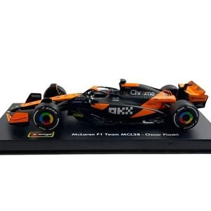 BBURAGO MCLAREN F1 MCL38 MIAMI GP - #81 O.PIASTRI CON VETRINETTA– 18-38215 SCALA - Foto 1 di 6