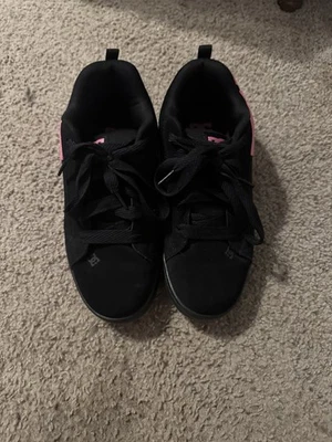 Women’s Black And Pink DC Shoes Sneakers/ Skater Shoes Size 10 - Image 1 of 4