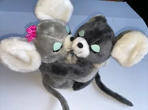 Vintage Dakin Hugging Mice Plush Eeny Meeny Mouse 1976 Stuffed Animal - Picture 1 of 8