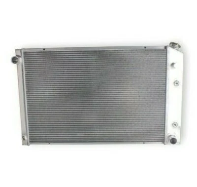 Radiador de aluminio para Chevrolet K5 Blazer 1981-1986 83 1984 85 82 5,7 L 5,0 L V8 Foto 1 de 4
