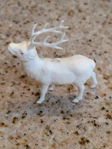 White Christmas Reindeer Deer Stag Ornament With Red Eyes Vintage - Imagen 1 de 9