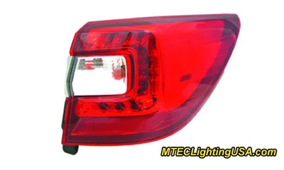 Conjunto de lámpara de luz trasera lateral derecha TYC para Subaru Outback 2015 Foto 1 de 3