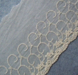4 Yards 11" Wide Ivory Mesh Tulle Lace / Embroidered Flower-Bridal Weding Q0054 - Picture 1 of 2