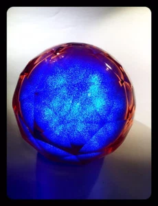 NINNA NANNA NIÑOS 20H. ESFERA DIAMANTE ALTAVOZ LUMINOSO BLUETOOTH LUZ CAMBIANTE - Bild 1 von 5