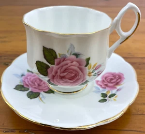 Royal Dover Bone China Cup & Saucer Pink Roses England Made Marked JUNE - Picture 1 of 12