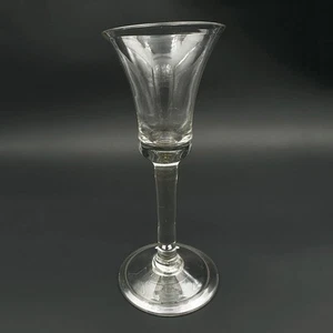 18TH CENTURY WINE GLASS PLAIN STEM FOLDED FOOT - Picture 1 of 9
