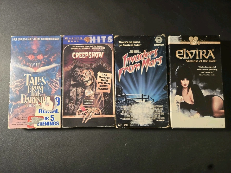 Lot of 4 Horrer VHS movies. Elvira, Creepshow, Invaders from Mars tales from dar Foto 1 de 4