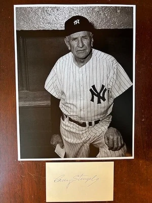 EXCEPTIONALLY CLEAN BOLD 3x5 CARD SIGNED BY LEGENDARY YANKEE METS CASEY STENGEL - Image 1 of 4