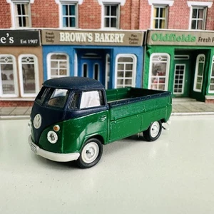 Cararama 1:72 VW Volkswagen Combi Diecast Camper Van Model - Picture 1 of 2