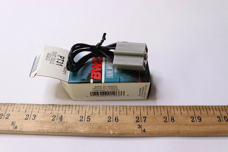 Conector eléctrico de faros BWD PT31 Foto 1 de 1