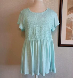 TORRID Size 1 (14-16) Babydoll Smocked Bodice Top Crew Neck Aqua/Teal 2024 - Picture 1 of 10