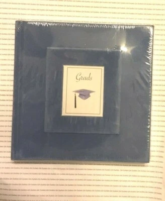 New Seasons Graduation Photo Album and Book 12 pages - Image 1 of 4