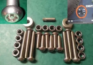 Land Rover Defender 90 110 Türscharnier hinten Sicherheitsschrauben EDELSTAHL TORX - Bild 1 von 1