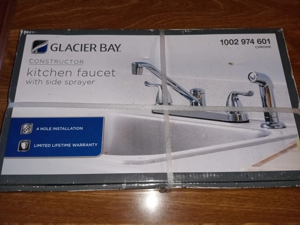 ¡¡NUEVO!! Grifo de cocina estándar de 2 manijas Glacier Bay Constructor con rociador lateral Foto 1 de 1