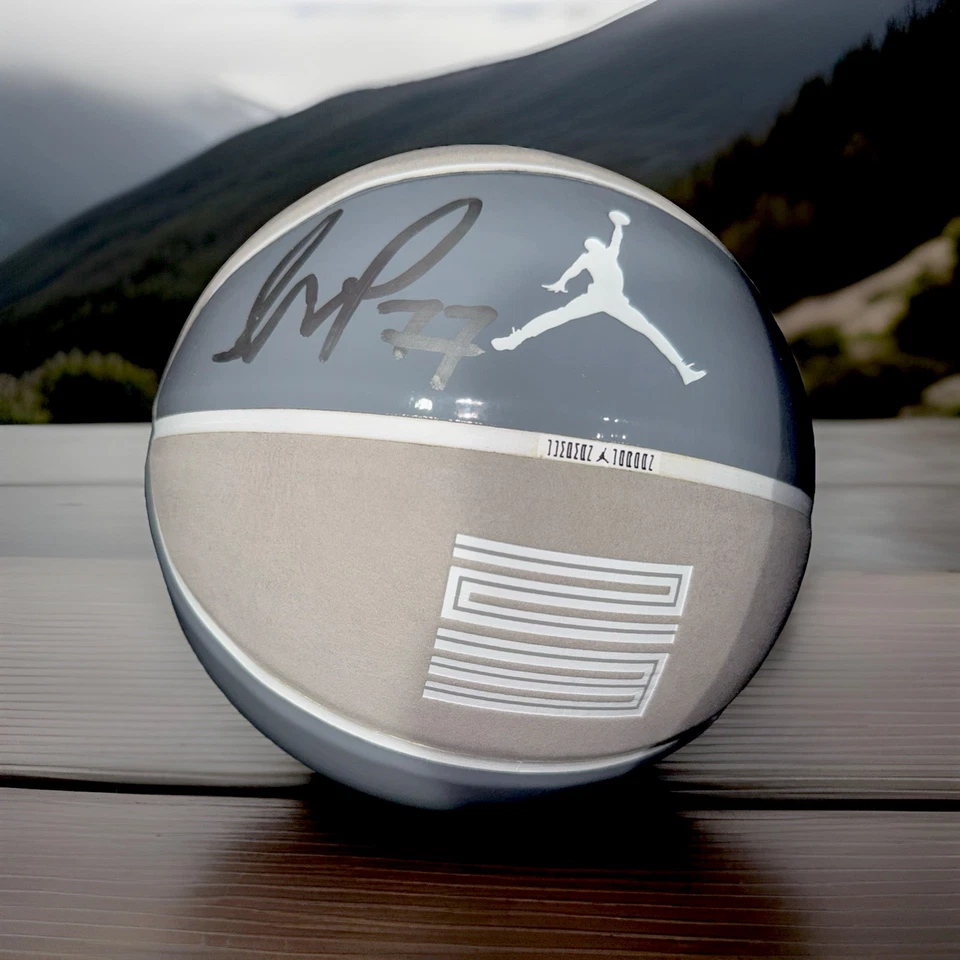 Luka Doncic LA Lakers Dallas Mavericks Autographed RARE Jordan 11 Basketball Psa - Image 1 of 4