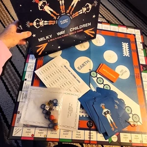 Milky Way Children Vintage 1993 Board Game - Multi Cultural Space - Picture 1 of 15
