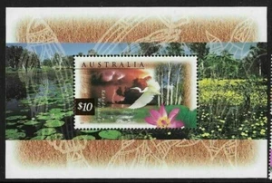 MINT 1997 NATURE OF AUSTRALIA $10 KAKADU WETLANDS MINI SHEET - Bild 1 von 1