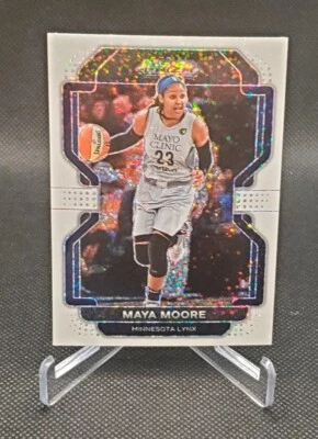 2022 Panini Prizm WNBA #100 Maya Moore White Sparkle Prizm Minnesota Lynx - Image 1 of 2