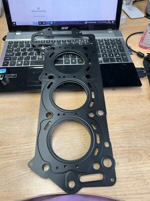 Junta de culata Chrysler JEEP Commander Mercedes 3.0 CRD BGA CH9598 J2-1 - Imagen 1 de 3