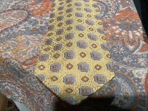 Corbata ROBERT TALBOTT la mejor de su clase NORDSTROM seda cosida a mano dorada geométrica EE. UU. - Imagen 1 de 5