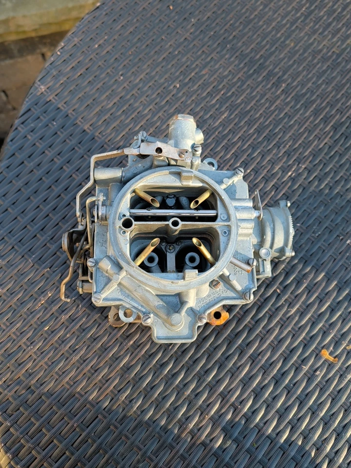 Carburador original 1966 Chevrolet 283 V8 Rochester 4 jatos 4BBL 7025128  - Imagem 1 de 4