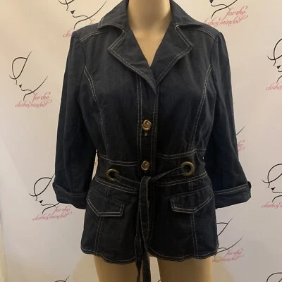 Robert Louis.  Talla pequeña.  Chaqueta vaquera a medida de mezcla de algodón.  Cinturón.  D. Foto 1 de 4