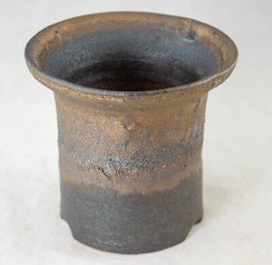 Japanese Unique Handmade Cactus & Succulent Pot + Mesh - 4.25"x 4.25"x 3.75" - Picture 1 of 4