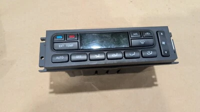 05-07 Ford Super Duty Lariat Auto A/C Heater Climate Control 6C34 18C612 AA - Image 1 of 4