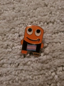 Amazon Peccy Pin Transgender - Picture 1 of 1