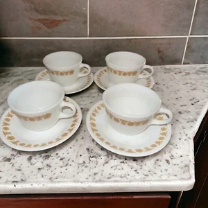Set of 4 - Vintage Corelle by Corning Butterfly Gold Coffee Tea Cup and Saucer - Bild 1 von 3