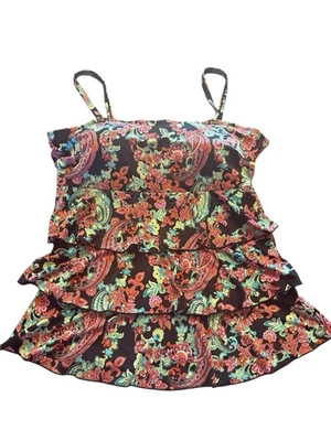 Tankini Lane Bryant con tres volantes estampado floral de cachemira talla 24 sujetador con estante incorporado Foto 1 de 4