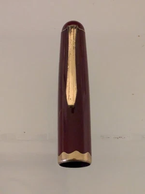 Tapa Pluma Estilográfica De Colección Burdeos Gt Montblanc Monte Rosa - Versión Antigua Foto 1 de 3