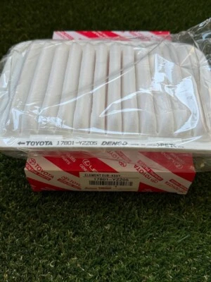 Toyota Corolla Matrix Yaris Scion xD Air Filter Genuine OEM 17801-YZZ05 - Image 1 of 4