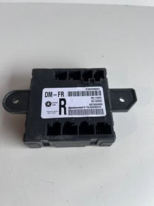 Jeep Cherokee 2014 puerta delantera derecha/control ventana OEM usado, 68376080AC - Imagen 1 de 2