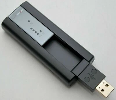 Módem de banda ancha USB inalámbrico Qualcomm AirCard 3G WiFi Pantech UM150VW Verizon  Foto 1 de 4