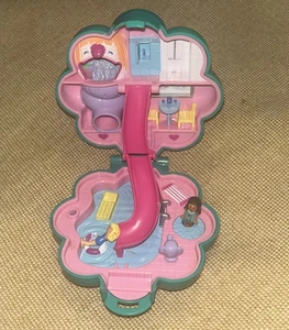 Polly Pocket Vintage Bluebird Toys 1990 Polly’s Water World Fun Park komplett sehr guter Zustand - Bild 1 von 7